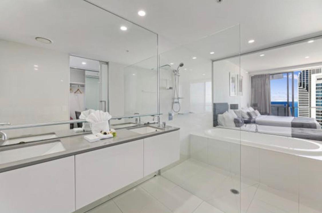 Circle On Cavill Sub Penthouse W/ 4 Bedrooms 골드코스트 외부 사진
