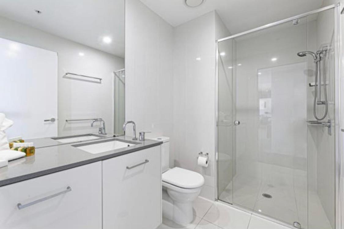 Circle On Cavill Sub Penthouse W/ 4 Bedrooms 골드코스트 외부 사진
